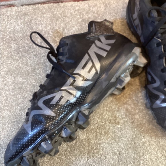 Adidas Freak Spark molded Football cleats size 8.5 - Picture 3 of 8